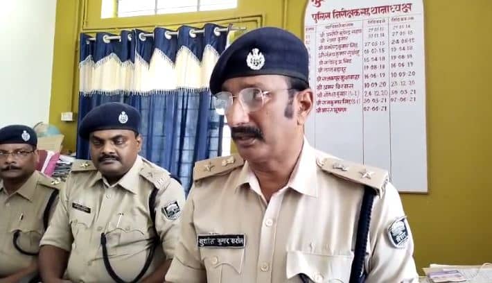 फर्जी आधार कार्ड बनाकर गुजरात में छिपा था अंतर्राज्यीय बैंक डकैत, जानिए पुलिस ने कैसे फिल्मी स्टाइल में किया गिरफ़्तार