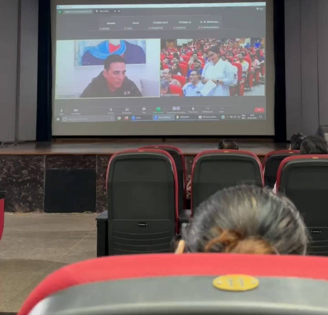 "मिशन रानीगंज, द ग्रेट भारत रेस्क्यू"-अक्षय कुमार को खींच रही है धनबाद की "माटी" 