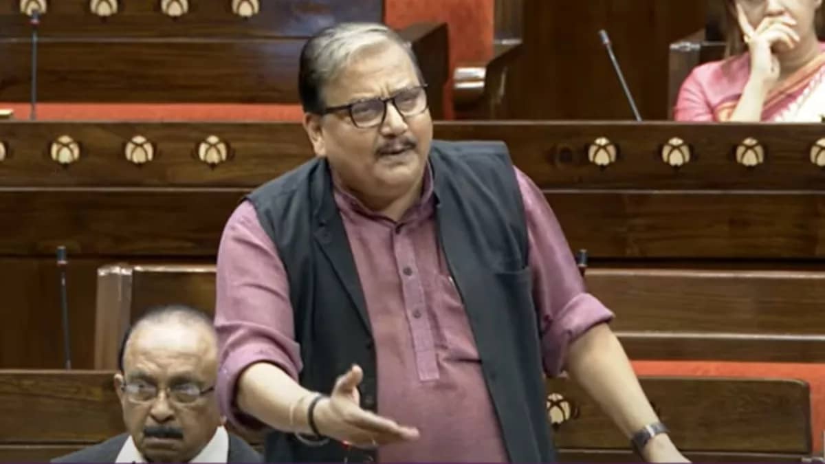 राजपूत नेताओं से मिल रही धमकियों पर मनोज झा ने तोड़ी चुप्पी, बोला- ‘ठाकुर का कुआं कविता किसी जाति से संबंधित नहीं’