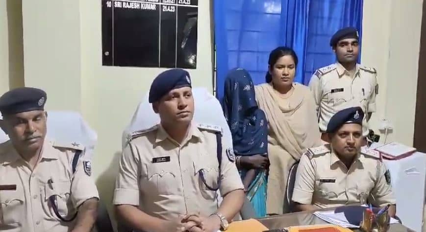 अवैध संबंध में पति ने पत्नी के साथ मिलकर की प्रेमिका की हत्या, पत्नी  गिरफ्तार और पति फरार