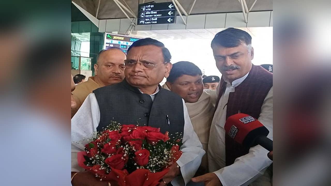 Instant reaction या hidden agenda -कांग्रेस के प्रदेश प्रभारी चुप तो राजेश ठाकुर का जानकारी से इंकार 