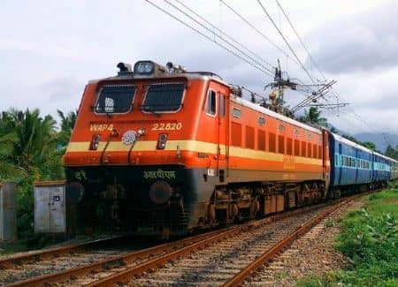 बिहार में हुए रेल हादसे के बाद कई ट्रेनों के रूट बदल दिए गए हैं, आईए जानते हैं कौन सी ट्रेन के मार्ग में बदलाव किया गया है