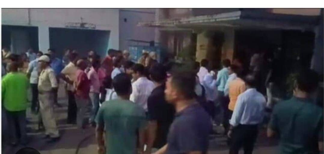 BCCL के कार्यालयों में आग और भ्रष्टाचार से रहा है पुराना नाता, बस्ताकोला क्षेत्र में आग लगी या लगाई गई, जांच से ही खुलेगा राज 