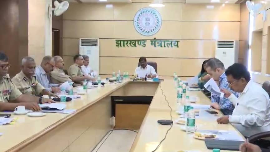 त्योहारों को लेकर सीएम हेमंत की हाई लेवल मीटिंग, अधिकारियों को दिए ये निर्देश