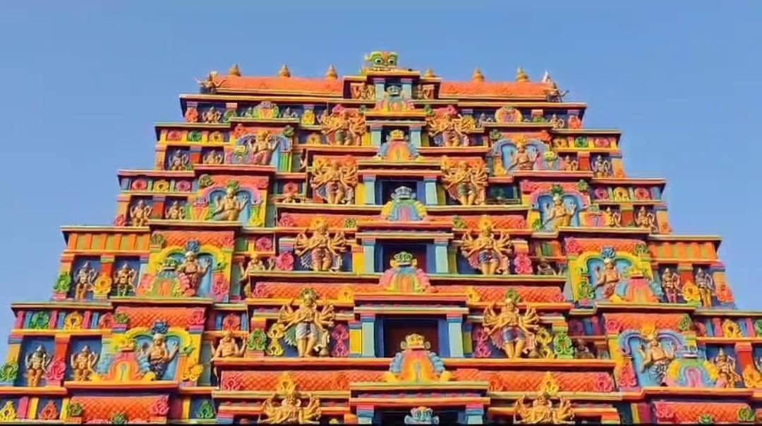 बिहार: लोगों में दुर्गा पूजा का उत्साह, मुंगेर में लोग कर रहे हैं तमिलनाडु के मीनाक्षी मंदिर के दर्शन