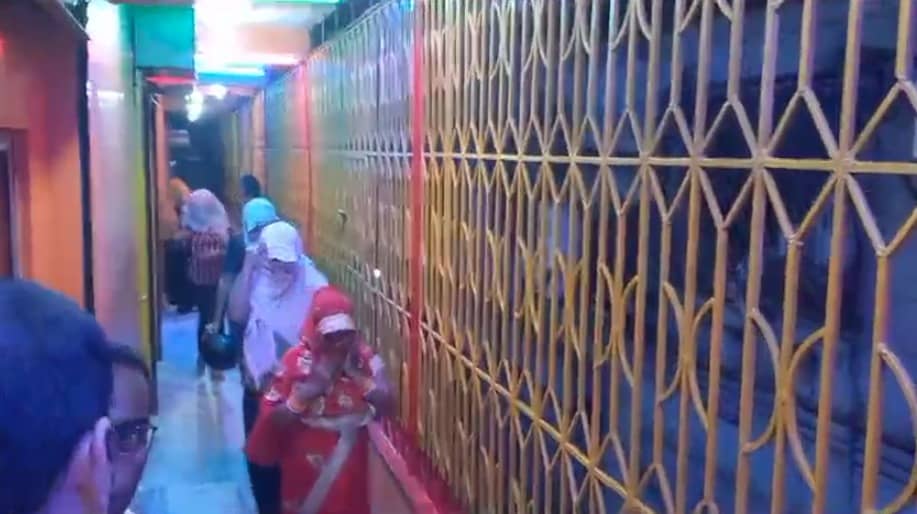 जमशेदपुर में चल रहा है जिस्मफरोशी का धंधा, छापेमारी में आपत्तिजनक सामान बरामद, पुलिस ने कई लोगों को लिया हिरासत में