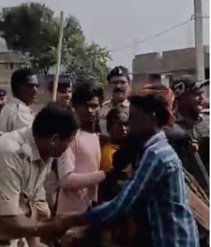 गढ़वा में पुलिस और ग्रामीणों के बीच झड़प में गोली चली, जानिए क्या है मामला 