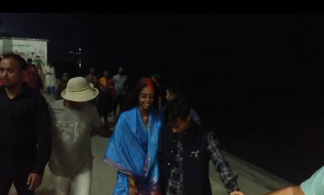 Bihar: नाबालिग जोड़े की तस्वीर हुई वायरल तो ग्रामीणों ने जबरन कराई शादी, पढ़ें फिर क्या हुआ