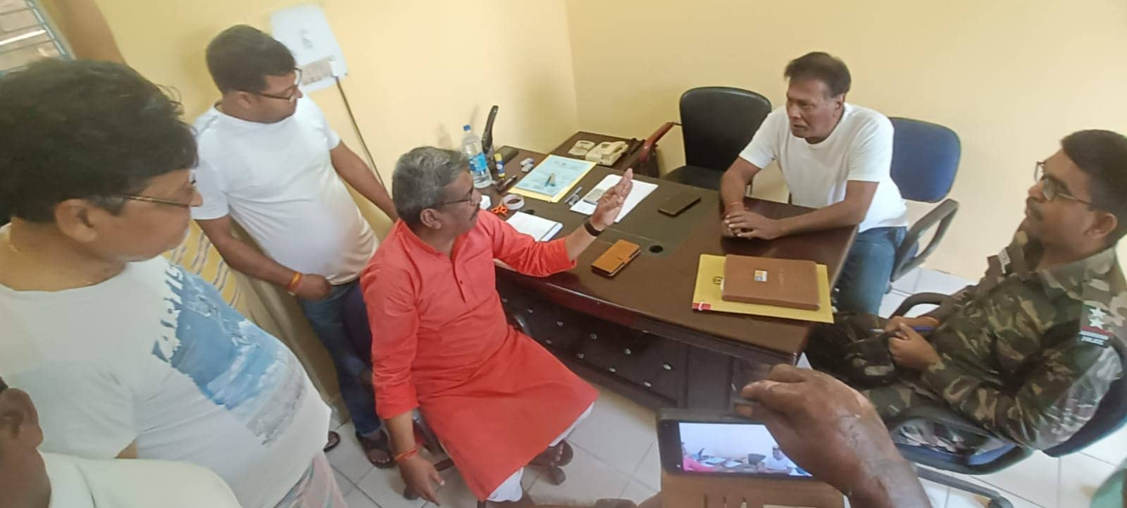 गोविंदपुर की फैक्ट्री में करंट से मजदूर की मौत पर हंगामा ,जानिए कितनी राशि मिलने पर शांत हुआ बवाल 