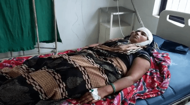 अवैध शराब की सूचना देने पर शराब माफियाओं ने चौकीदार की जमकर की पिटाई