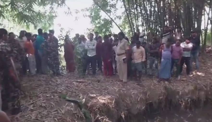 मानवता शर्मसार! केला का पत्ता लाने गई बच्ची के साथ हैवानियत, दरिंदो ने दुष्कर्म के बाद उतारा मौत के घाट, पढ़ें पूरा मामला