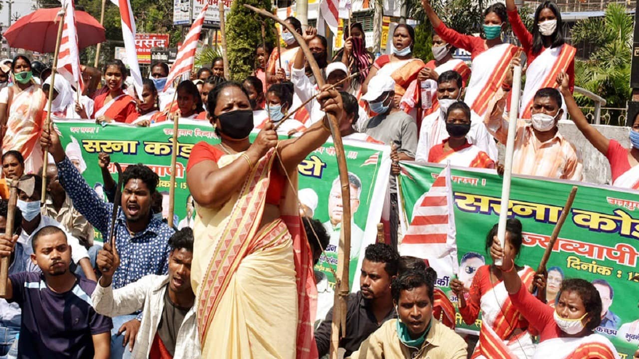 पीएम मोदी की यात्रा से पहले आत्मदाह की धमकी! सरना धर्म कोड और आदिवासी राष्ट्र की मांग को लेकर आन्दोलन तेज, चार गिरफ्तार