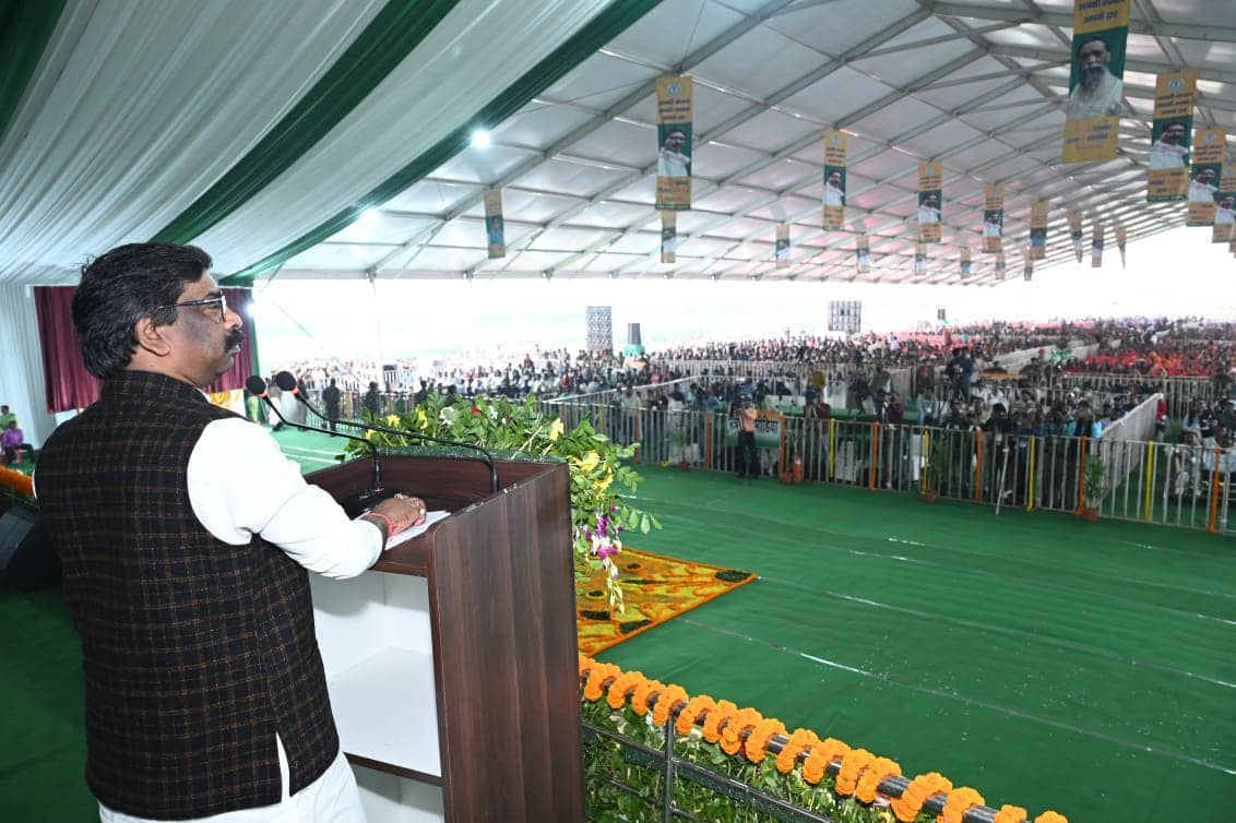 अरे ...छुप कर काहे वार कर रहे हो, हिम्मत है तो सामने से आओ ना, विपक्ष पर हमलावर सीएम हेमंत  