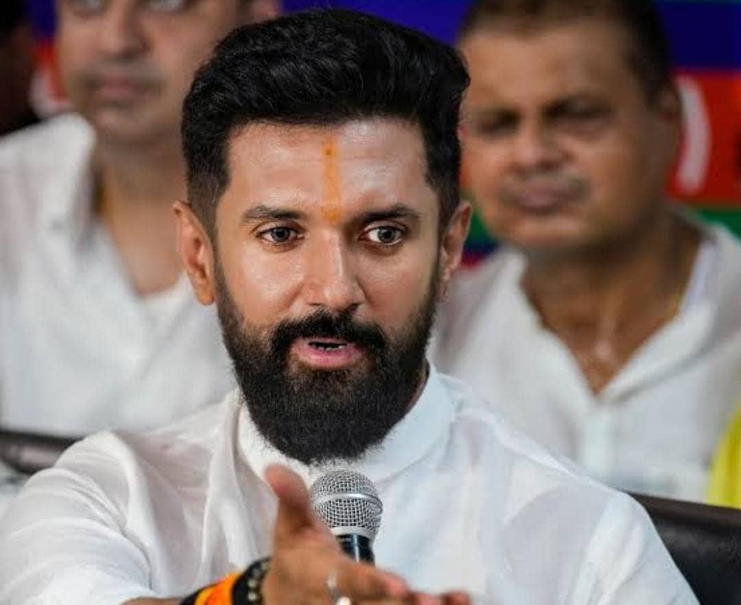 भीम सांसद पर चिराग ने किया तीखा वार, कहा भीम सांसद एक छलावा है, नीतीश कुमार दलितों के साथ हमेशा से छलावा करते आये हैं      