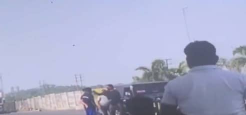 घाटशिला एसडीपीओ पर टोलकर्मी से मारपीट का आरोप, सोशल मीडिया में वीडियो वायरल, भाजपा नेता कुणाल षाड़ांगी ने की जांच की मांग