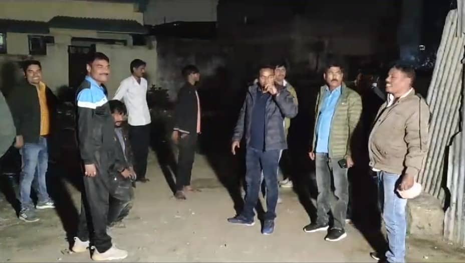 रांची: ब्राउन शुगर तस्कर के पास ग्राहक बन ई-रिक्शा से पहुंचे डीएसपी! आधा दर्जन लोग हिरासत में