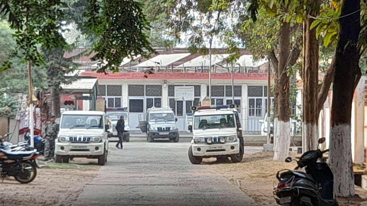 Shoot out in dhanbad jail-एक गोली अमन सिंह के  सिर के  आरपार हो गई थी ,बायीं आँख में भी लगी थी  गोली 