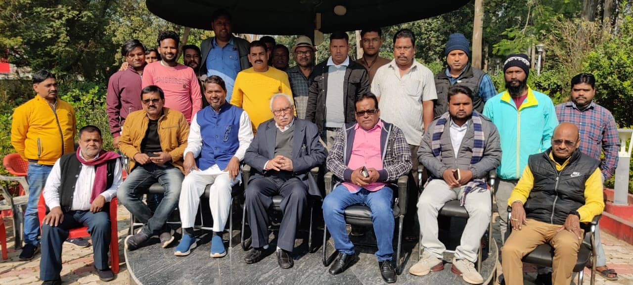 दुमका:INDIA गठबंधन की बैठक सम्पन्न , केंद्र की नीतियों और विपक्षी सांसदों के निलंबन को लेकर 22 दिसंबर को प्रदर्शन का निर्णय 