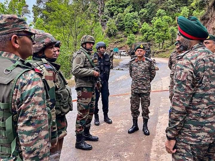 जम्मू कश्मीर में बड़ा आतंकी हमला, चार जवान शहीद, जानिए पूरा मामला