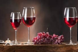 Benefits Of Red Wine: इस कड़कड़ाती ठंड में रेड वाइन पीने के फायदे जानें, कई बीमारियों से मिलेगा निजात 