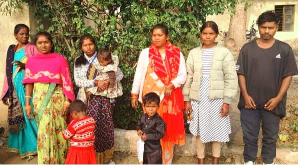 जबरन शादी और 25-25 हजार का जुर्माना, पढ़िए एक आदिवासी पारिवार की दर्द भरी दास्तान