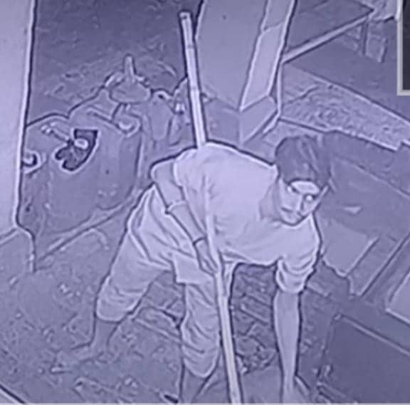 बिहार में अब पुलिस और थाना भी सुरक्षित नहीं! दरभंगा में असामाजिक तत्वों ने थाना को किया आग के हवाले, सीसीटीवी में वारदात कैद