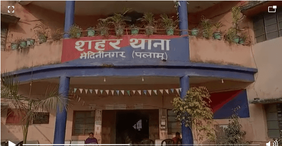 जिसकी थी देखभाल की जिम्मेवारी, वही निकला चोर, लॉकर से गायब गहनों की पढ़िए क्या है कहानी