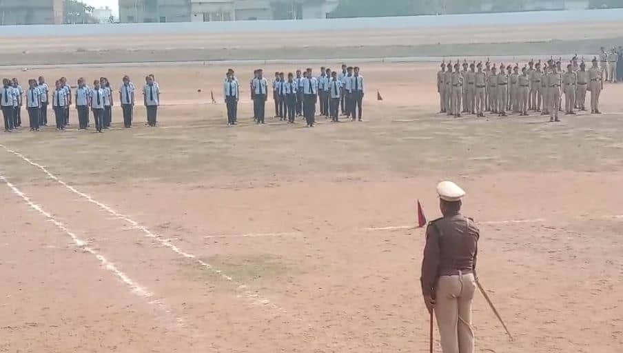 आत्मविश्वास,उत्साह और देश प्रेम की ऊर्जा के साथ मनाया जाएगा गणतंत्र दिवस, देवघर के नगर स्टेडियम में मंत्री हाफिजुल हसन करेंगे झंडोत्तोलन