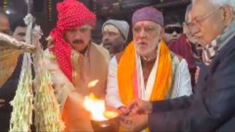 महादेव के दरबार बीजेपी नेता के साथ मुख्यमंत्री नीतीश कुमार, अश्विनी चौबे बोले- भगवान की जो इच्छा होगी, वही होगा...