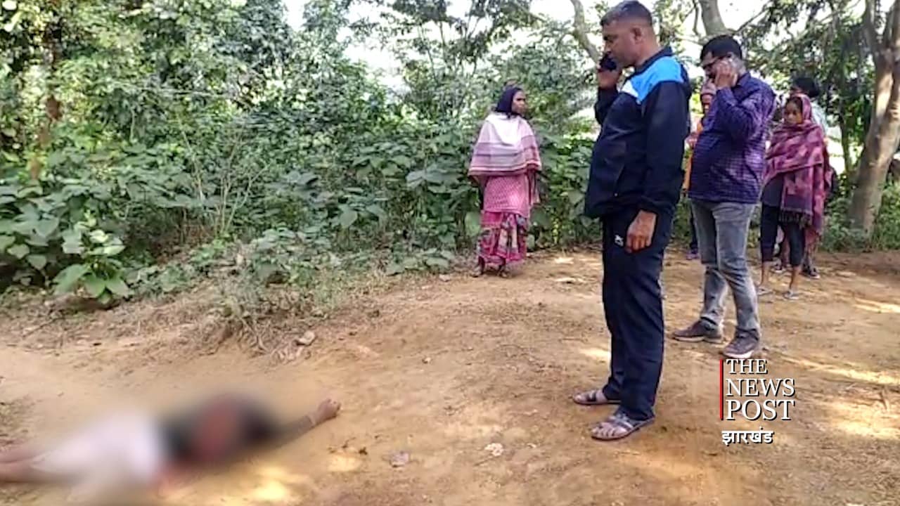 झाड़ियों से अधेड़ उम्र के व्यक्ति का शव बरामद, क्षेत्र में फैली सनसनी
