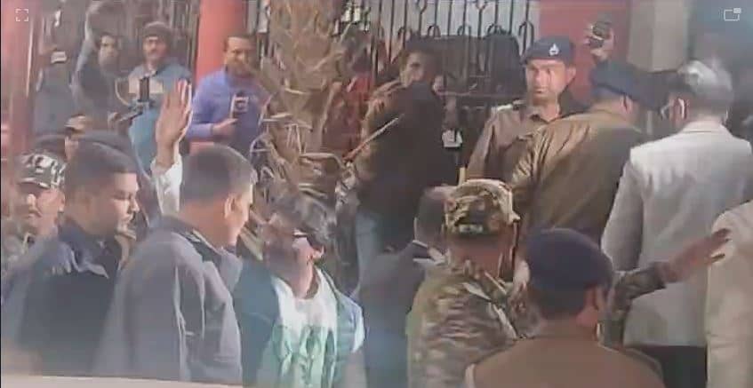 हेमंत सोरेन को लेकर ईडी की टीम पहुंची कोर्ट, 14 दिनों के रिमांड की कर सकती है मांग, परिसर में सुरक्षा के पुख्ता इंतजाम