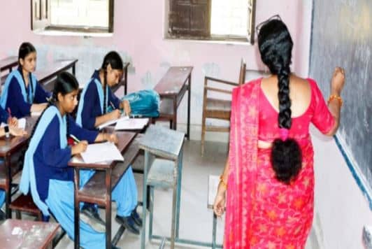 नौकरी की नहीं ले टेंशन, बिहार में फिर एक लाख शिक्षकों की होगी बहाली, के.के पाठक ने किया एलान 