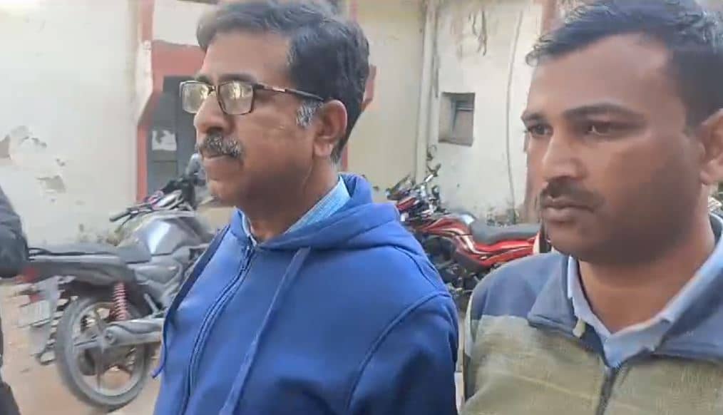BREAKING: निलंबित राजस्व कर्मचारी का फिर होगा ईडी के सवालों से सामना, कोर्ट ने दी चार दिनों की रिमांड 