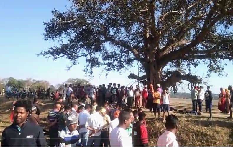 Breaking : गुमला में जमीनी विवाद में भाई-भाई में खूनी संघर्ष, 3 की मौके पर मौत, गांव में मचा कोहराम