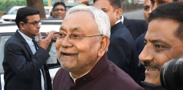 Bihar Job Vacancy :- विश्वास मत से पहले नीतीश कुमार ने दी सौगात, नौकरियों के लिए निकाली बंपर वैकेंसी , 30 हजार से अधिक पदों पर नियुक्तियों की दी मंजूरी 