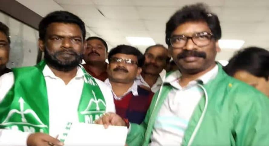 बुरे फंसे बैद्यनाथ राम ! भाजपा छोड़ झारखंड मुक्ति मोर्चा का थामा था दामन, अब झामुमो की धोखेबाज़ी के बाद क्या करेंगे पूर्व मंत्री