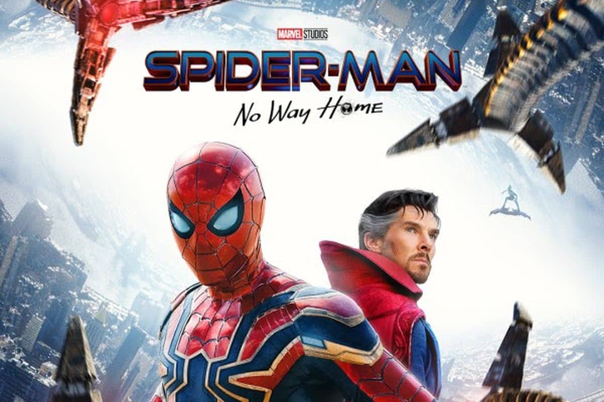 Spider Man: No Way Home Review: खुद को लोगों के दिमाग से भुलाने के चक्कर में फंस गया स्पाइडर मैन, जानिए कैसी है फिल्म