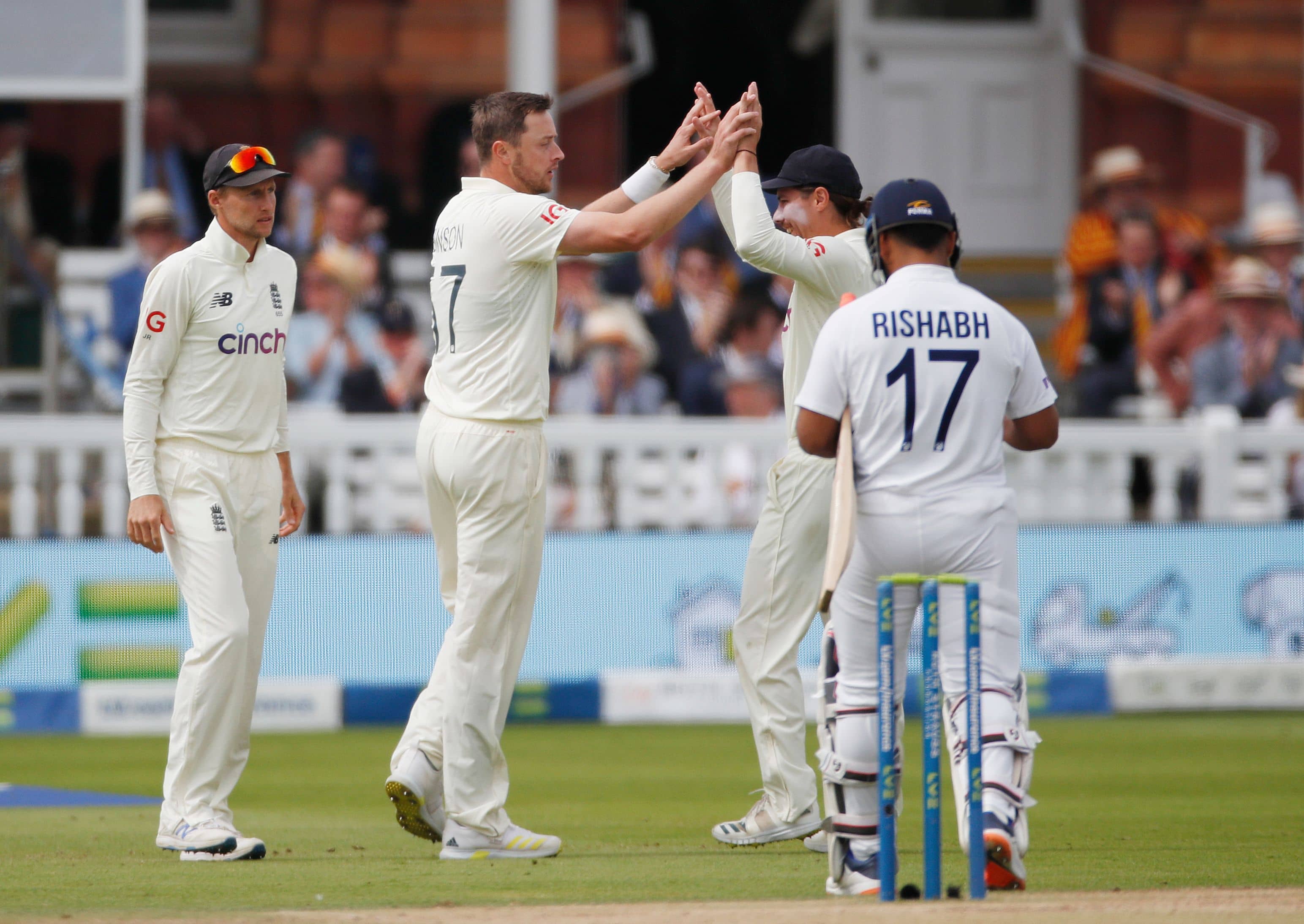 दूसरी पारी में टीम इंडिया की बढ़त,रॉबिन्सन ने पंत और इशांत को भेजा पवेलियन