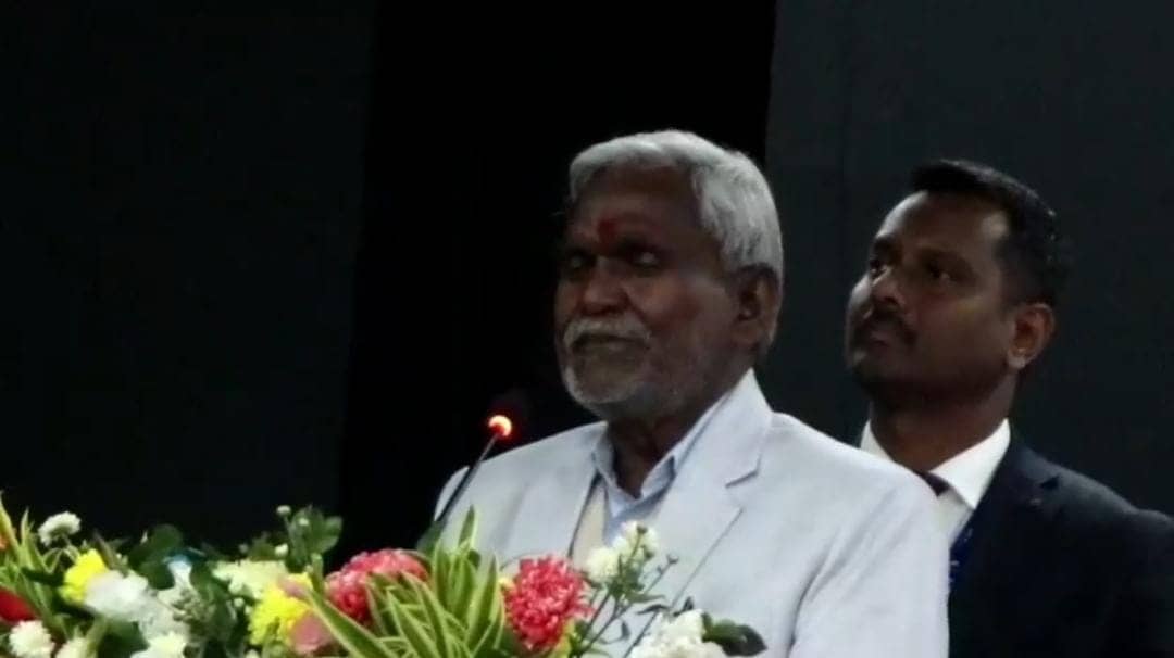 सीएम ने सरायकेला वासियों को दी 334 करोड़ की सौगात, कहा- ''हड़िया बेचना छोड़ें आदिवासी महिलाएं, सरकार देगी 50 हजार ''