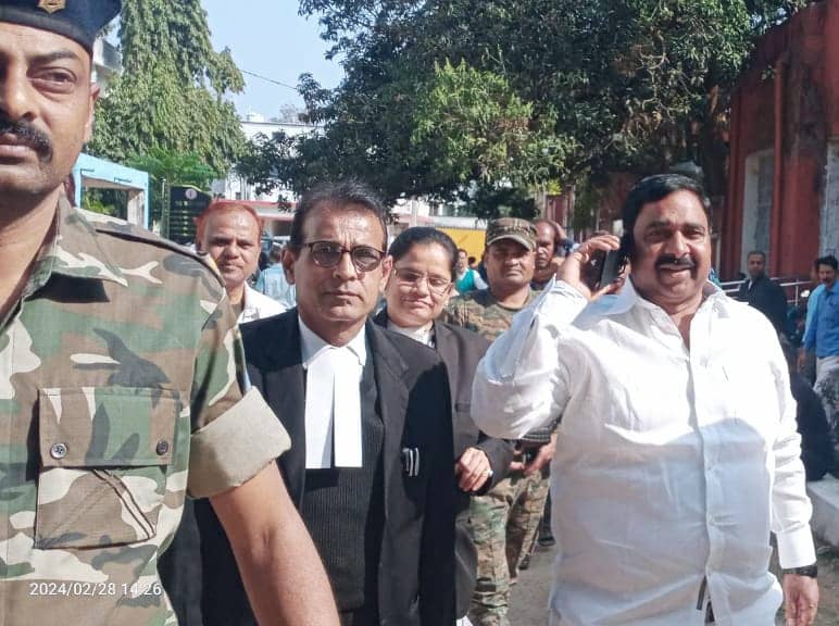 Godda News : आईएएस अधिकारी से मारपीट मामले में पूर्व विधायक संजय यादव बरी, 13 साल पहले का था केस