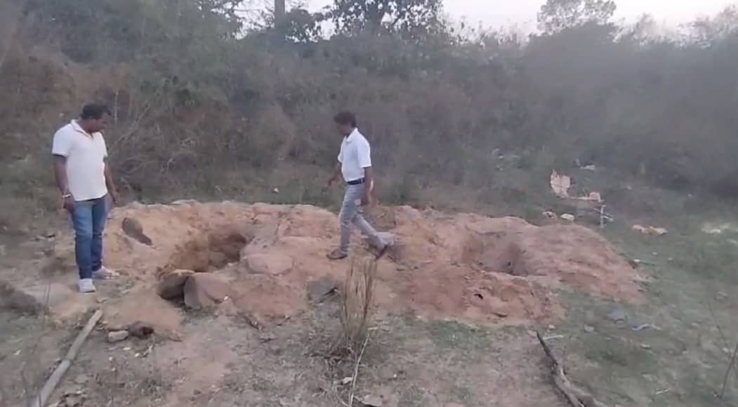 झारखंड में शवों की चोरी का सनसनीखेज खुलासा, एक साथ श्मसान घाट से गायब हुए छह लाश
