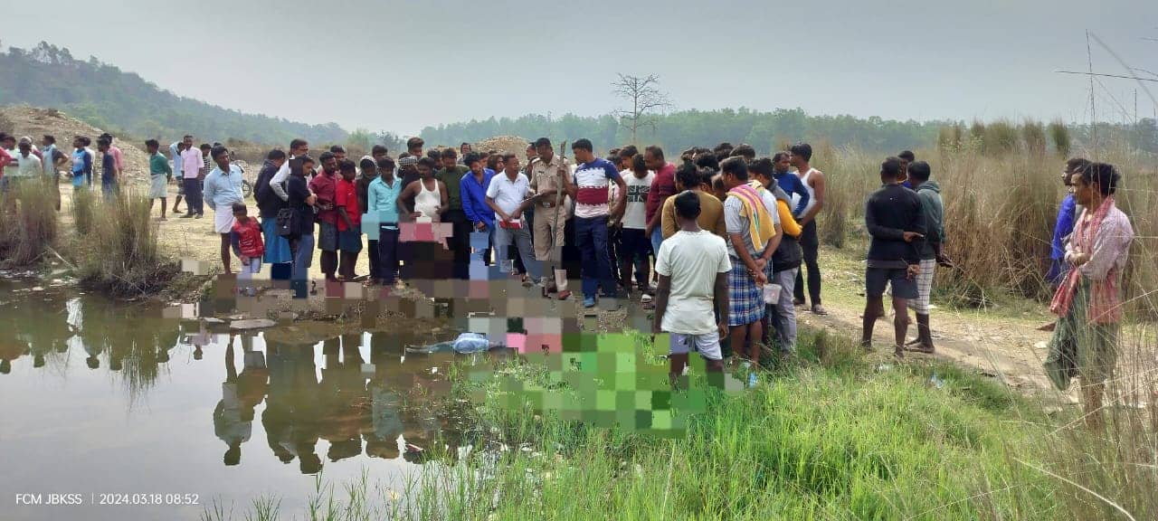 सरायकेला: तालाब में तैरता मिला युवक का शव, इलाक़े में मची सनसनी, पढ़ें मौत की वजह   