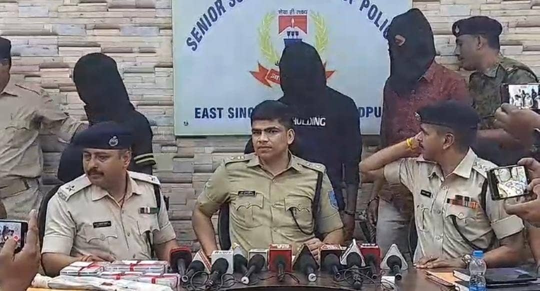 Jamshedpur News :पुलिस ने चोरी केस का किया खुलासा, मामले में 5 चोर गिरफ्तार,पढ़ें पूरा मामला   