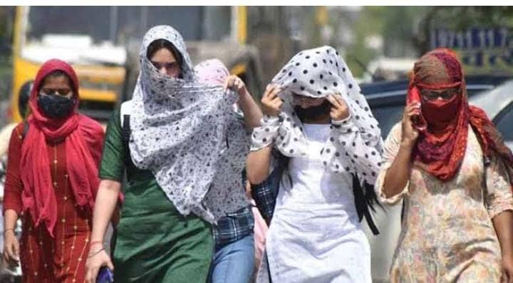 Jharkhand Weather: झारखंड में तेवर दिखाने लगी गर्मी, आनेवाले दिनों में राज्य का पारा होगा हाई, पढ़ें कैसा रहेगा आज का मौसम    