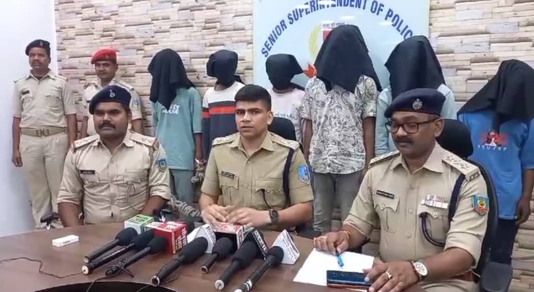 जमशेदपुर: बाइक चोर गिरोह का पर्दाफाश, पुलिस ने छह आरोपियों को किया गिरफ्तार