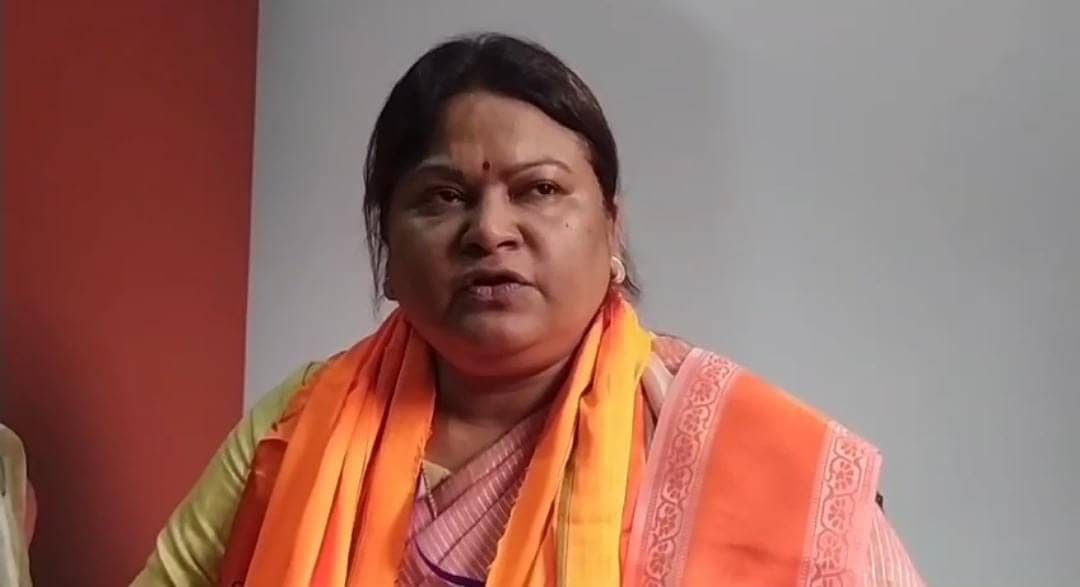 झामुमो के खिलाफ सीता सोरेन का जोरदार हमला, कहा पार्टी के नेता झारखंड को लूट रहे हैं बयान से राजनीतिक पारा चढ़ने के आसार 