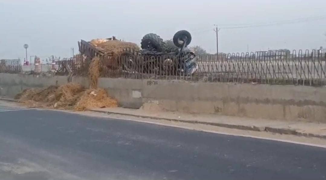 Bihar Breaking: अनियंत्रित ट्रक ने श्रद्धालुओं से भरी ट्रैक्टर में मारी टक्कर, दो की मौके पर मौत, 23 घायल   