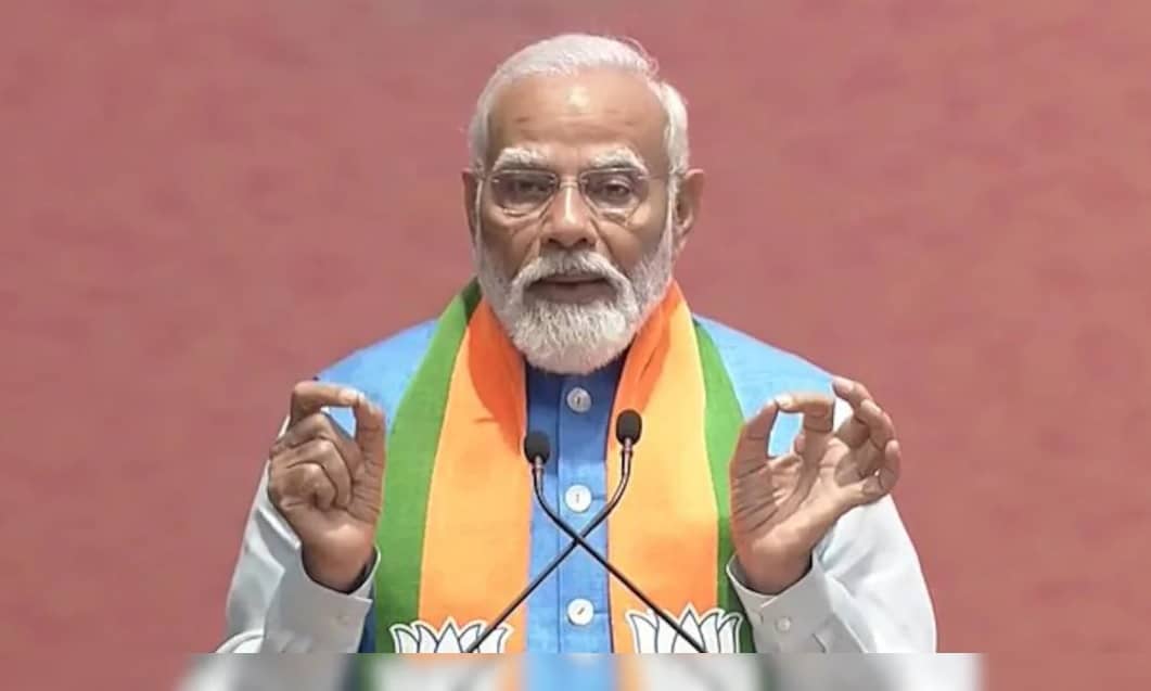 बीजेपी ने जारी किया संकल्प पत्र, गरीबों के लिए 3 करोड़ नए घर, जानिए पीएम मोदी की गारंटी