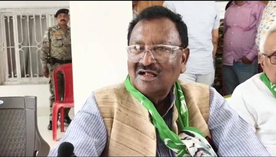 गीता कोड़ा प्रकरण पर गरमाई राजनीति: सीता ने की जांच की मांग तो नलीन ने कहा हेमंत के विरोध में बोलने वालों का होगा विरोध