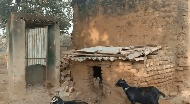 गटक लिए शौचालय के 30 करोड़ रुपए, अब चार दिनों के अंदर प्रमाण पत्र का देने का निर्देश